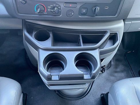 Certified 2021 Ford E-450 and Econoline 450 Super Duty w/ Power Windows & Locks Group image 44