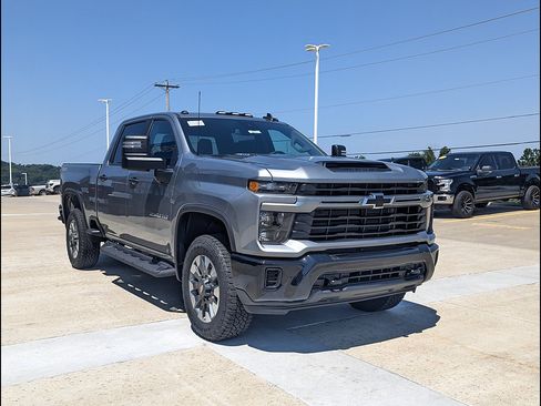 New 2026 Chevrolet Silverado 2500 Custom w/ Custom Convenience Package AWD/4WD image 5