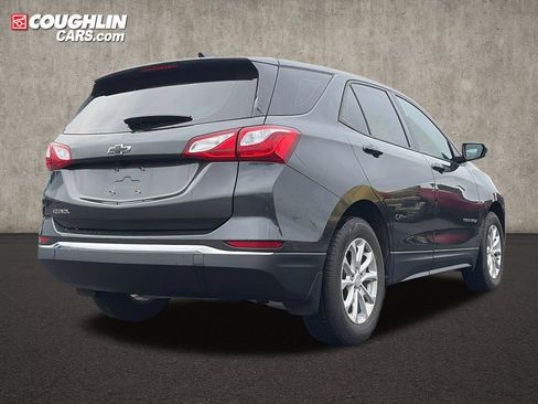 Used 2018 Chevrolet Equinox LS FWD image 8