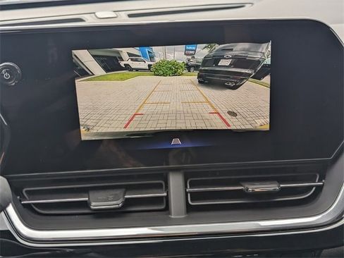 Used 2024 Chevrolet Trax RS w/ Driver Confidence Package image 21