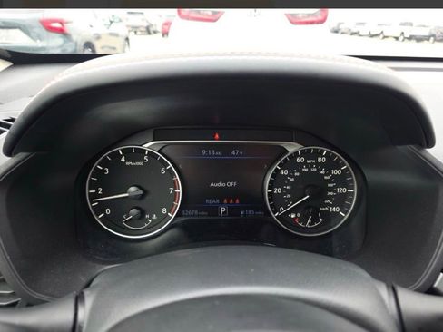Used 2025 Nissan Altima 2.5 SR w/ SR Premium Package AWD/4WD image 16