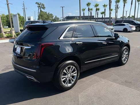 Certified 2022 Cadillac XT5 Premium Luxury FWD image 3