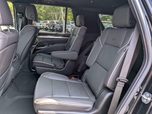 Certified 2026 Cadillac Escalade Sport w/ LPO, ONYX Package AWD/4WD image 15