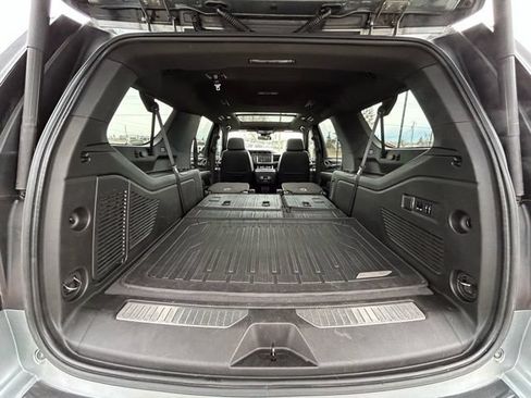 Used 2023 GMC Yukon XL Denali AWD/4WD image 56
