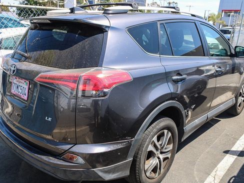 Certified 2016 Toyota RAV4 LE FWD image 7