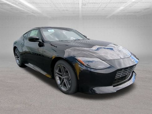 New 2026 Nissan Z Sport w/ Floor Mat Package RWD image 7