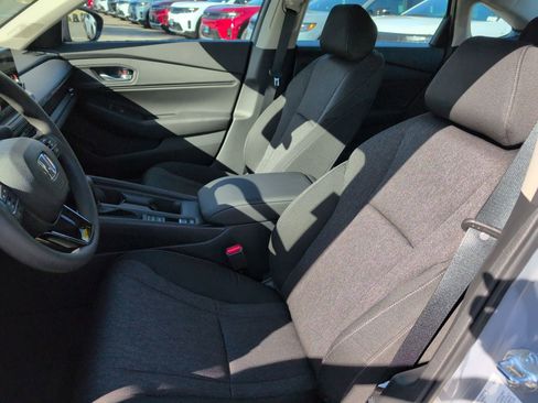 New 2025 Honda Accord SE image 17