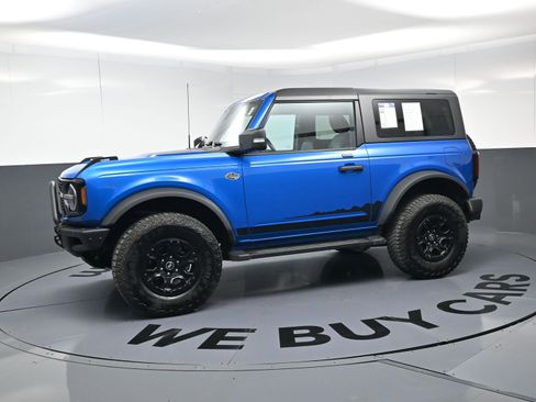 Used 2023 Ford Bronco Wildtrak image 6