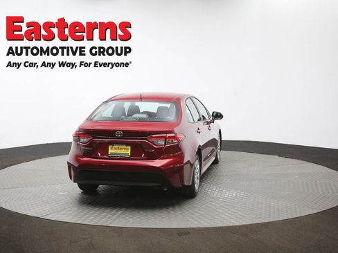 Used 2025 Toyota Corolla LE FWD image 38