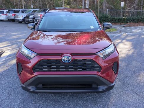Certified 2022 Toyota RAV4 LE image 9