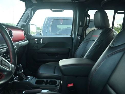 Used 2021 Jeep Gladiator Rubicon AWD/4WD image 10