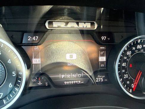 Used 2024 RAM 1500 Laramie RWD image 19