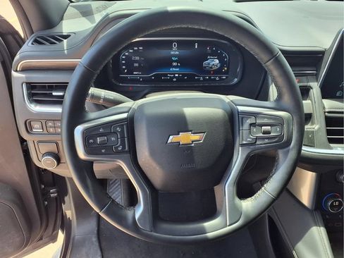 Used 2024 Chevrolet Tahoe LT w/ LT Signature Package RWD image 7