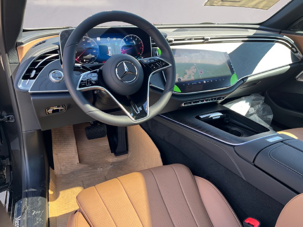 Used 2026 Mercedes-Benz E 450 4MATIC Sedan image 7