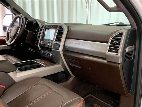 Used 2017 Ford F250 King Ranch w/ King Ranch Ultimate Package image 28