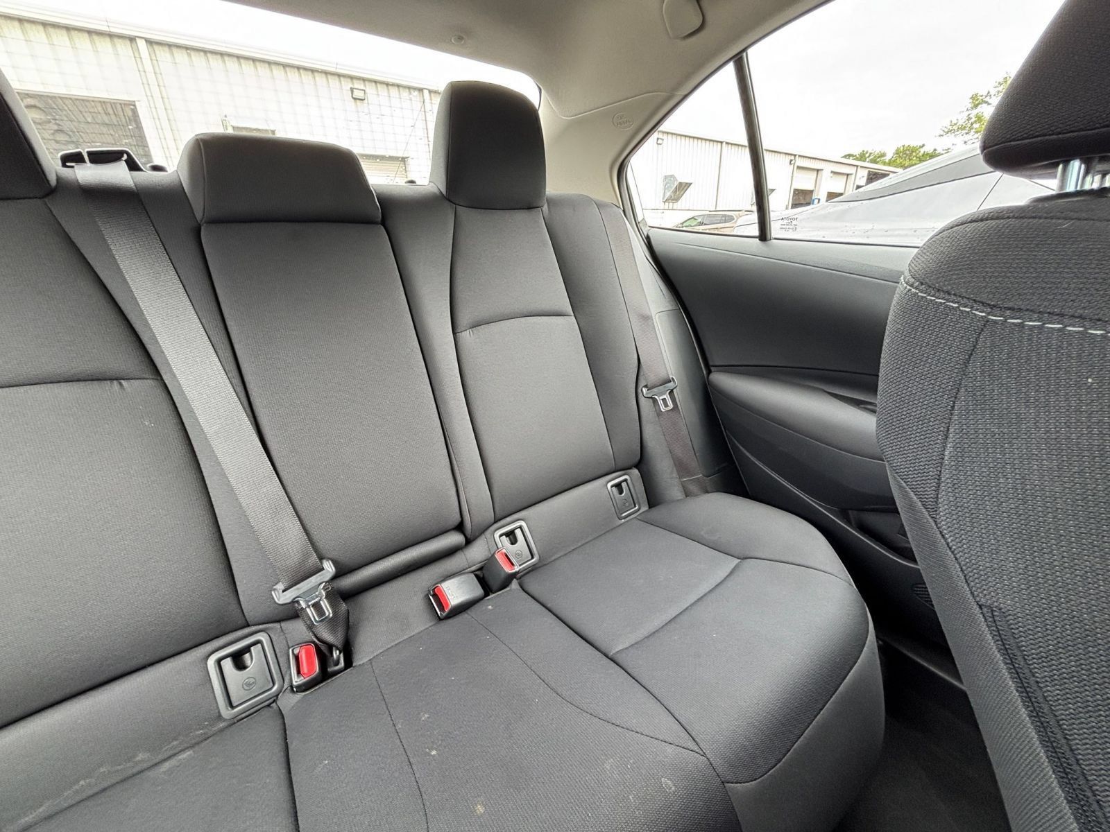 Used 2025 Toyota Corolla LE FWD image 35