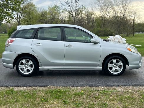 Used 2007 Toyota Matrix XR image 4