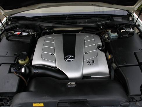 Used 2001 Lexus LS 430 image 18