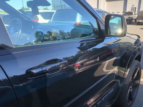 Used 2019 Jeep Grand Cherokee High Altitude AWD/4WD image 9