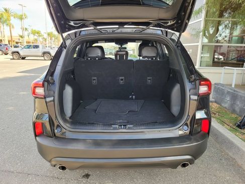Used 2025 Ford Escape ST-Line FWD image 34