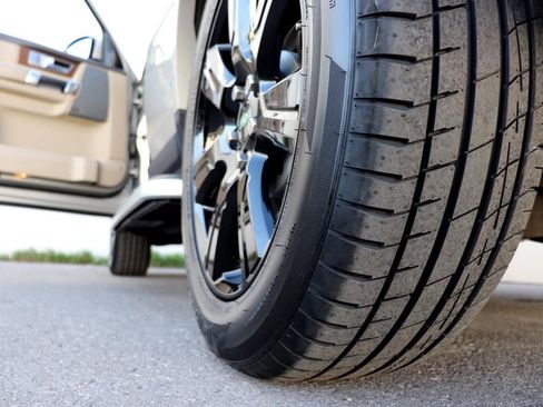 Used 2016 Land Rover LR4 HSE image 88