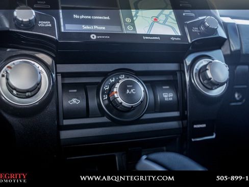 Used 2023 Toyota 4Runner TRD Off-Road image 23