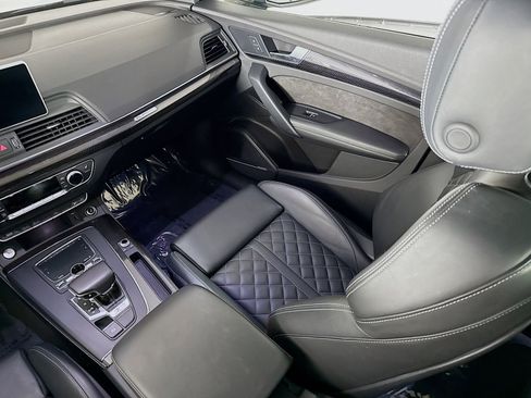 Used 2018 Audi SQ5 Prestige image 25