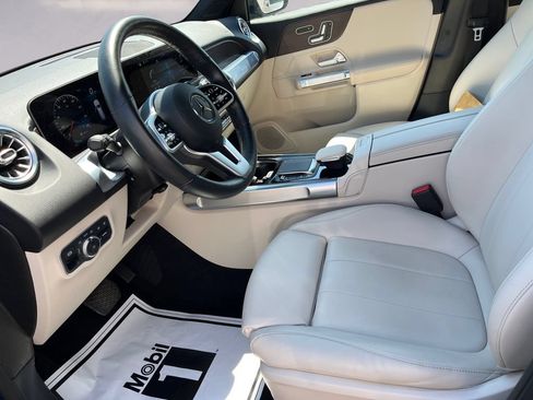 Certified 2021 Mercedes-Benz GLB 250 4MATIC image 9