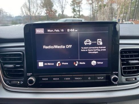 Used 2022 Kia Rio LX image 7