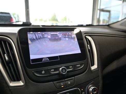 Used 2021 Chevrolet Malibu RS w/ LPO, Convenience Package 1 FWD image 16