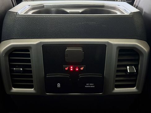 Used 2022 Ford F350 Platinum image 21
