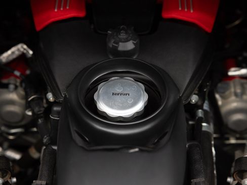 Certified 2017 Ferrari 488 Spider RWD image 98