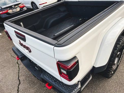 Used 2020 Jeep Gladiator Rubicon image 9