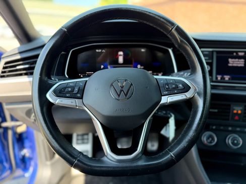 Used 2024 Volkswagen Jetta Sport FWD image 39