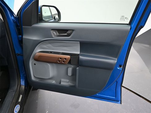 Used 2022 Ford Maverick Lariat w/ Lariat Luxury Package image 20