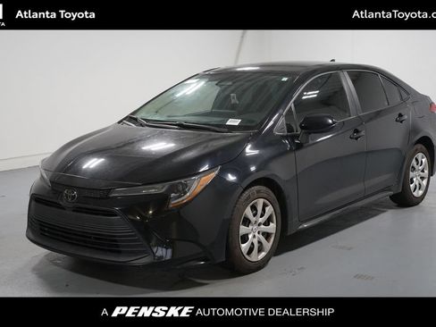 Certified 2023 Toyota Corolla LE FWD image 1