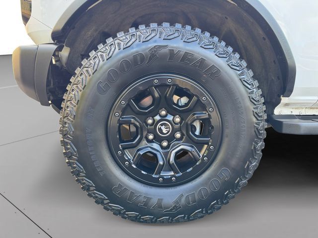 Used 2023 Ford Bronco Wildtrak AWD/4WD image 9