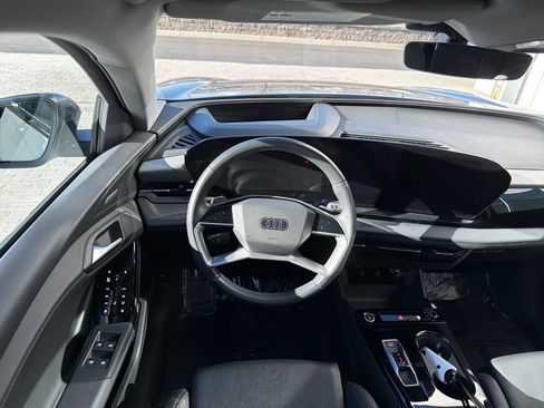 Used 2025 Audi Q6 e-tron Premium Plus w/ Premium Plus image 14