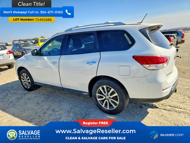 Used 2013 Nissan Pathfinder SV AWD/4WD image 3