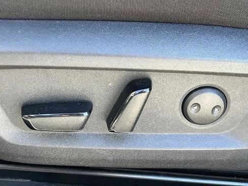 Certified 2023 Nissan Rogue SV image 17