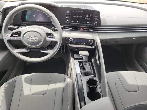 New 2026 Hyundai Elantra Sport FWD image 11