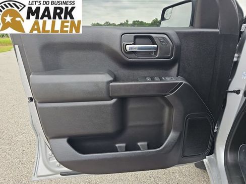 Used 2022 Chevrolet Silverado 1500 Custom AWD/4WD image 21