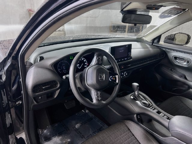 Used 2024 Honda HR-V LX image 11