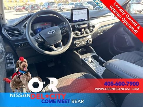 Used 2025 Ford Escape Active image 12