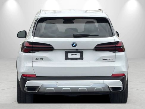 Used 2025 BMW X5 xDrive50e w/ Climate Comfort Package AWD/4WD image 7