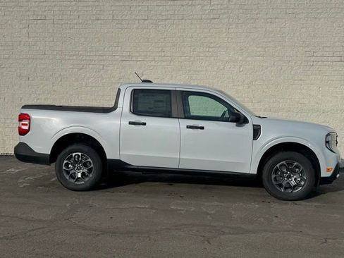 New 2026 Ford Maverick XLT FWD image 7