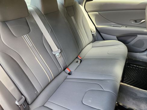 Certified 2023 Hyundai Elantra SEL w/ Convenience Package FWD image 16