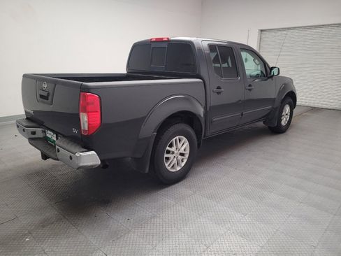 Used 2014 Nissan Frontier SV w/ SV Value Truck Package RWD image 9