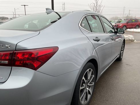 Used 2016 Acura TLX V6 SH-AWD w/ Technology Pkg image 8