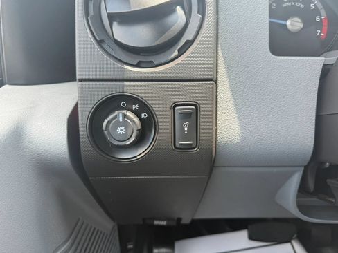 Used 2016 Ford F250 XL AWD/4WD image 13